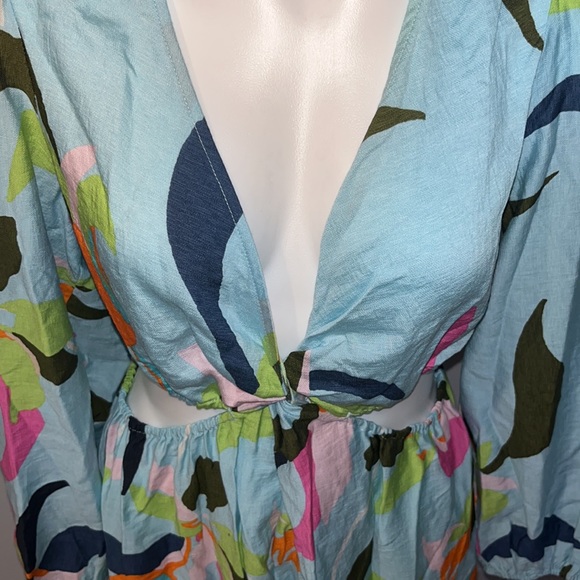 A New Day  Long Sleeve Twist Cut Out Dress Large beautiful colors - Picture 7 of 9